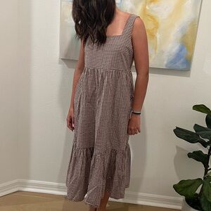 Chic Gingham Midi Dress